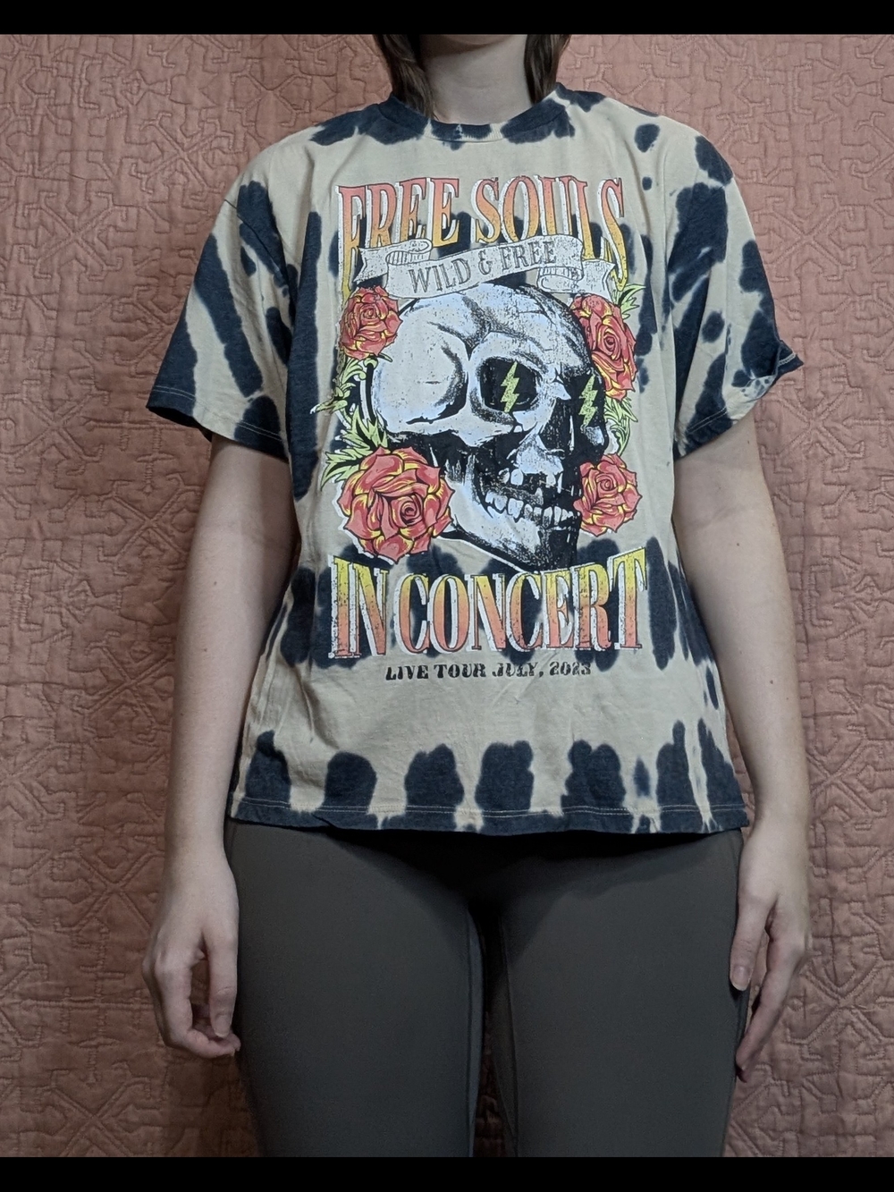 Tie-Dye Skull 'Free Souls In Concert' Graphic Tee - Beige & Navy